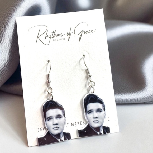 🎸 Rock Your Style: Elvis Presley Dangle Earrings – Iconic Vibes in Every Pair! - Picture 8 of 12